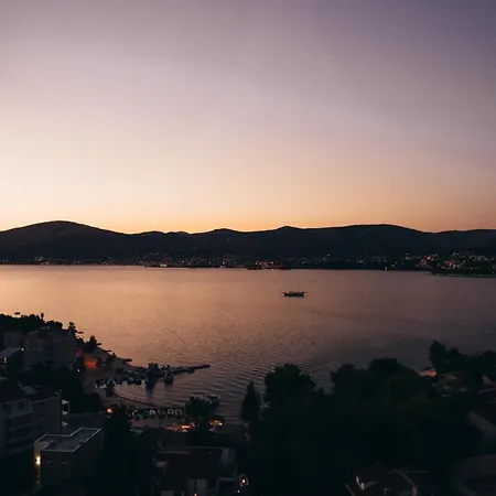 Martina Trogir